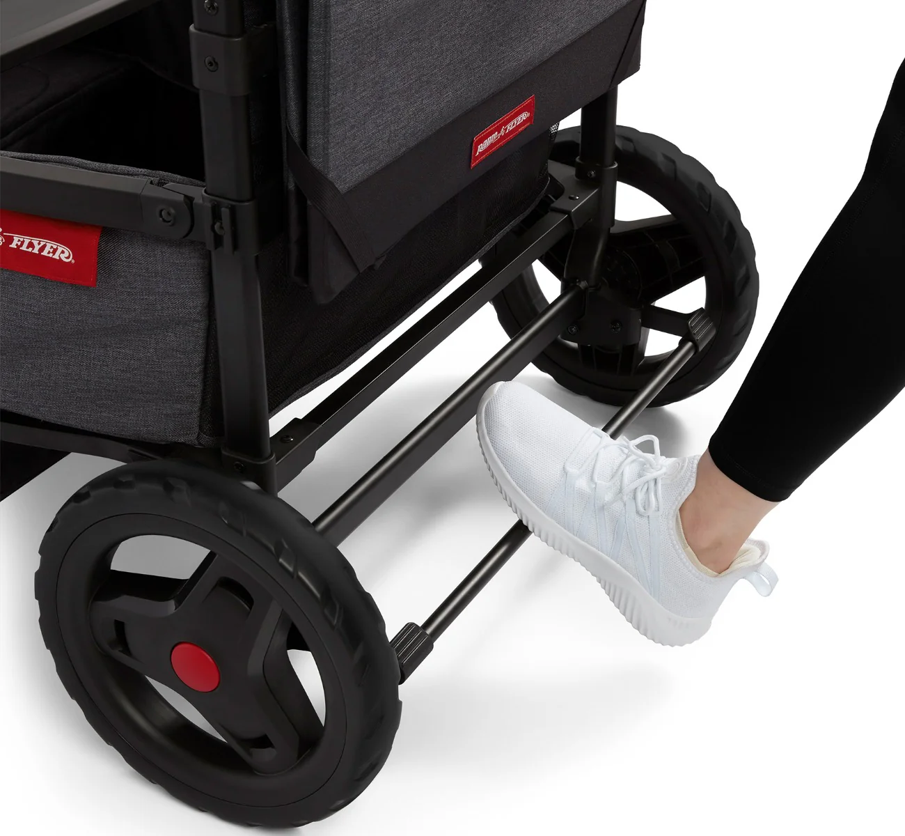 Voya Quad Stroller Wagon - Image 14